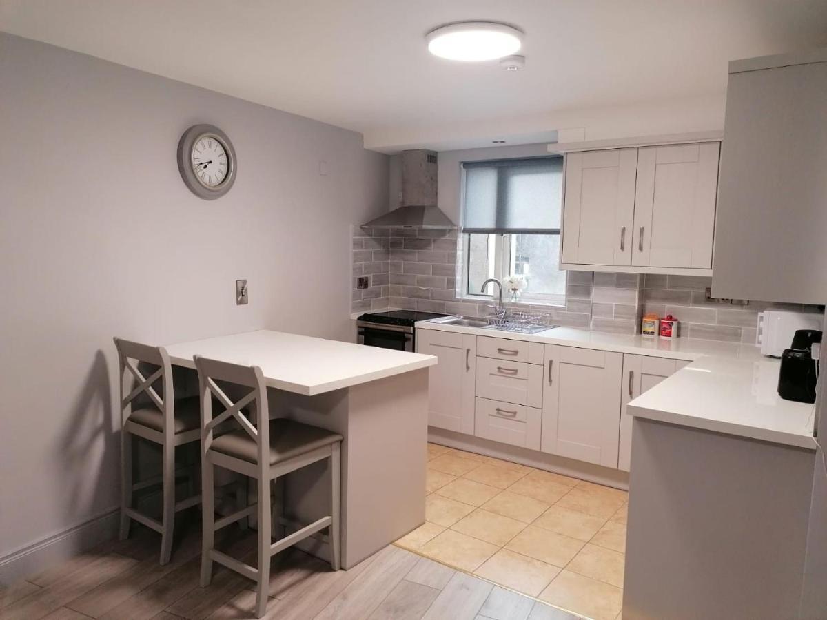 Oak House Apartment Ennis Eksteriør bilde